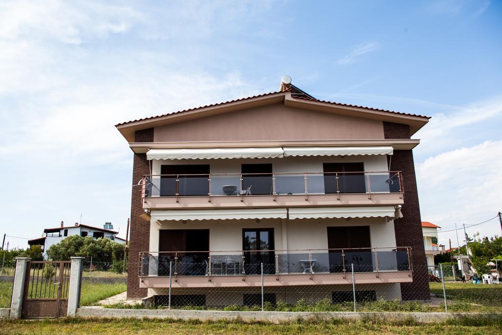 Sea View Appartment In Geoponika Nea Kallikrateia Exterior photo